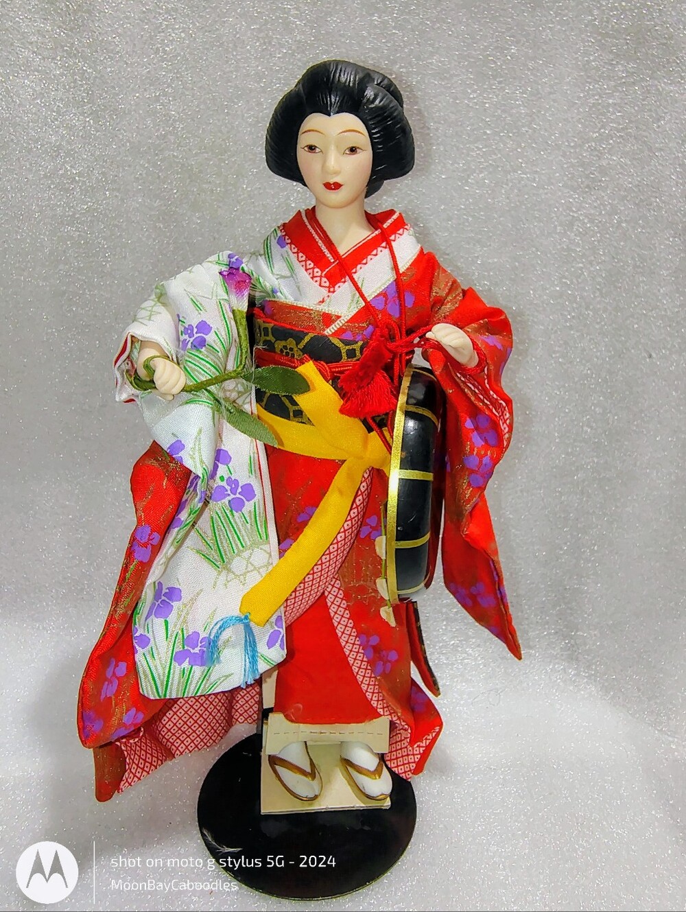Vintage 1990 Avon Masako Japan Porcelain Doll Kimono Drum